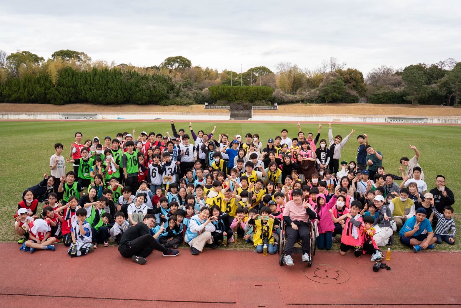 VARORのスポーツ活動に参加する人たち